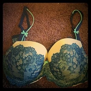 Victoria's Secret Dream Angels 36DD Bra